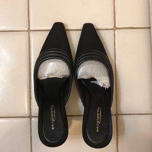 Easyspirit Comfort Pointy Black Mules